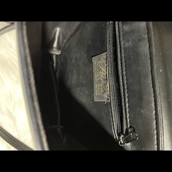 Vintage Paris handbag New York black leather shoulder bag with gold tone… - Picture 9 of 10